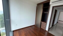 Slim Barracks Rise (D5), Condominium #639078141